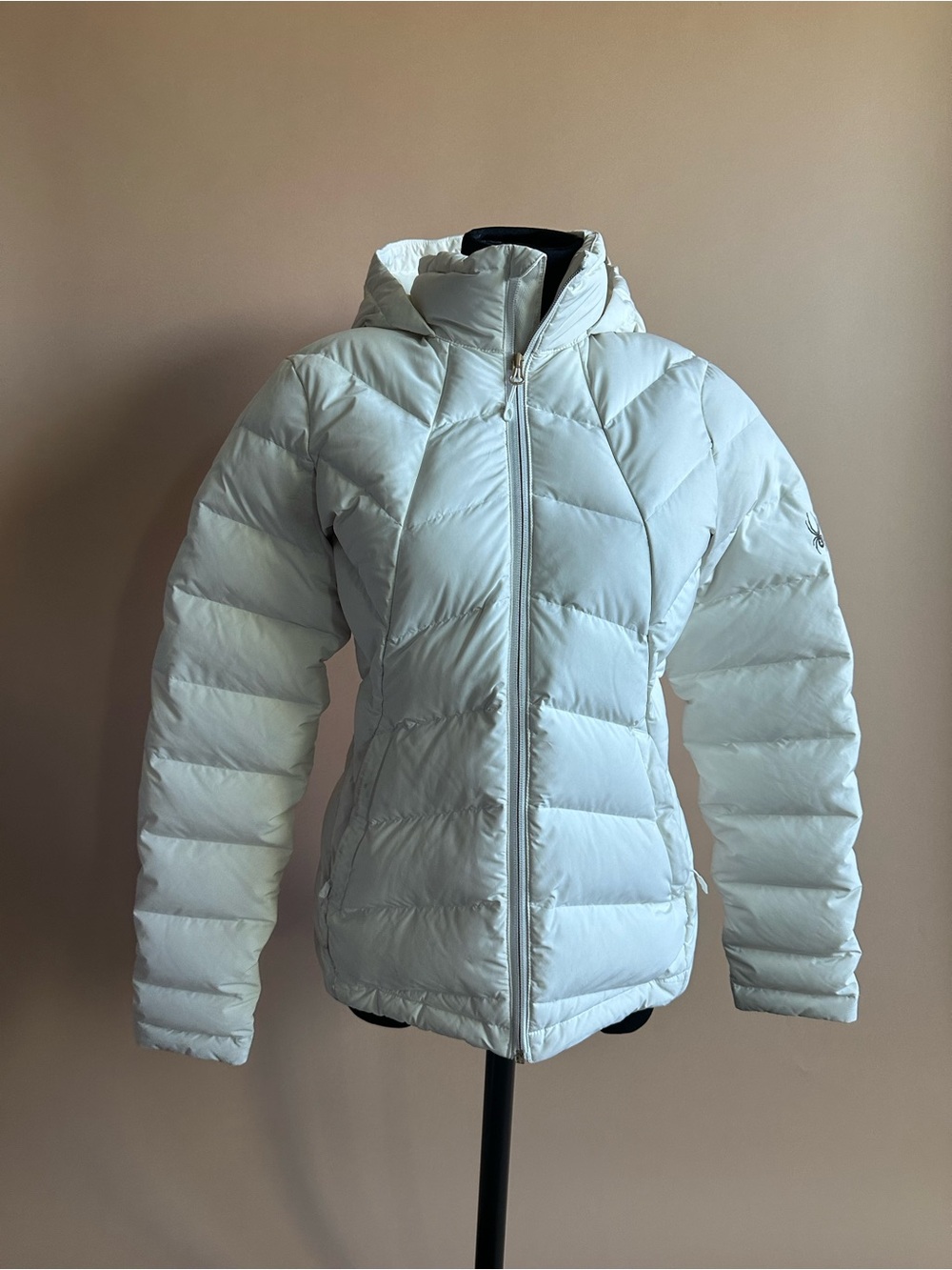 Spyder Women’s White Puffer Ski Jacket Size Small Full Zip Hooded Insulated